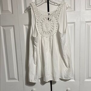 White crocheted lace sleeveless top blouse shirt size 3XL